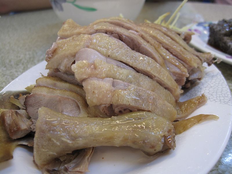拼盤一盤100,有煙燻和鹽水二種。煙燻味道不濃,鹹水的味道也略淡
