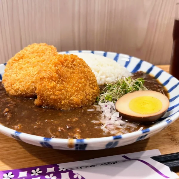 就是食販所-日式風味咖哩套餐-高雄文化中心林泉街美食