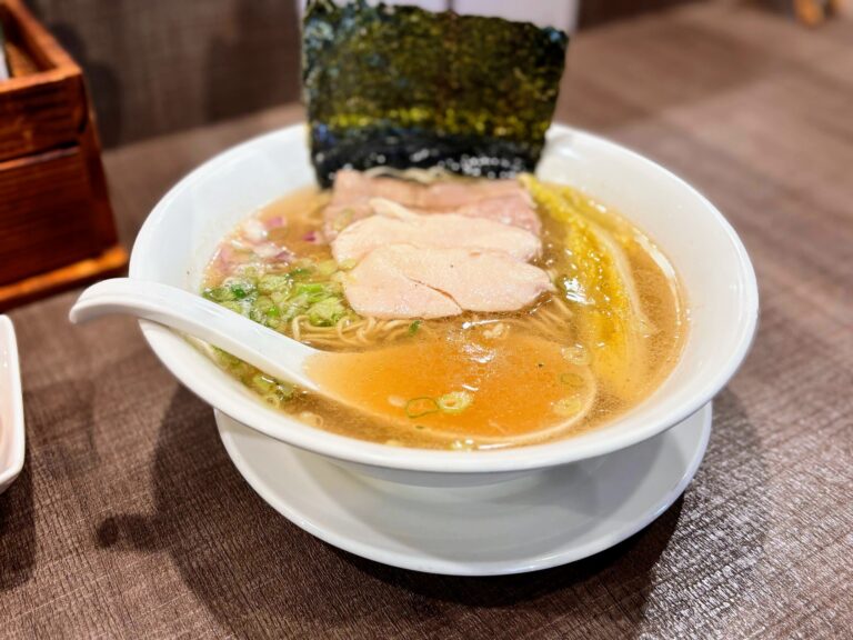 長生塩人 五福店-高雄深夜拉麵推薦-高雄輕軌凱旋公園站旁的人氣拉麵店