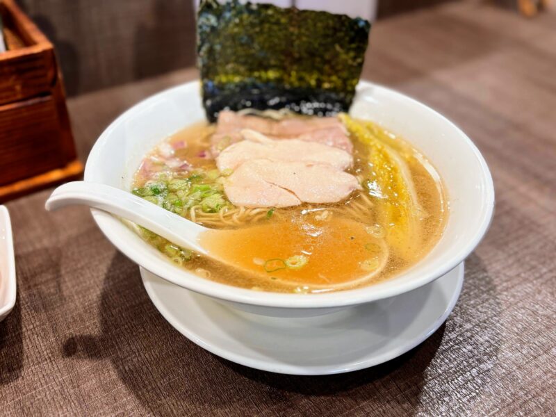 長生塩人 五福店-高雄深夜拉麵推薦-高雄輕軌凱旋公園站旁的人氣拉麵店