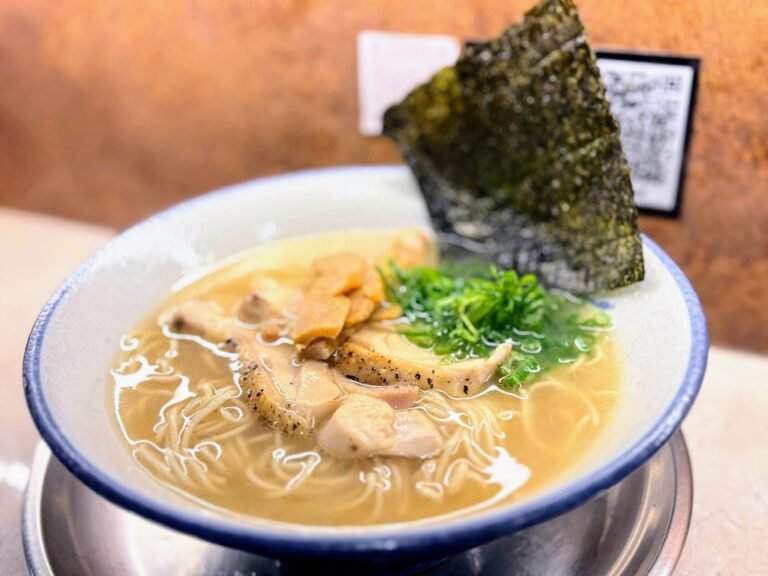 麵屋栗川-雄商斜對面新開的拉麵店-五福路美食-高雄拉麵推薦